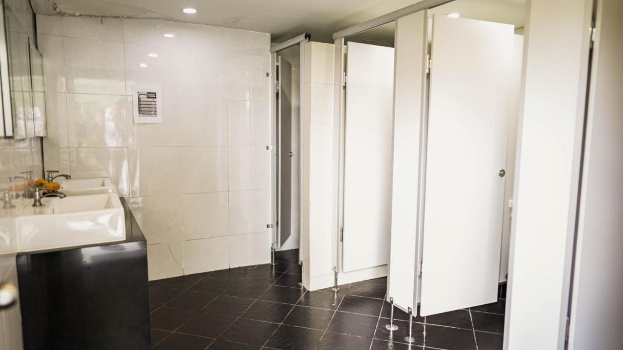 Roomquest Bangkok Don Mueang Airport מראה חיצוני תמונה